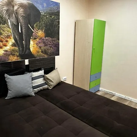 миели Apartment *
